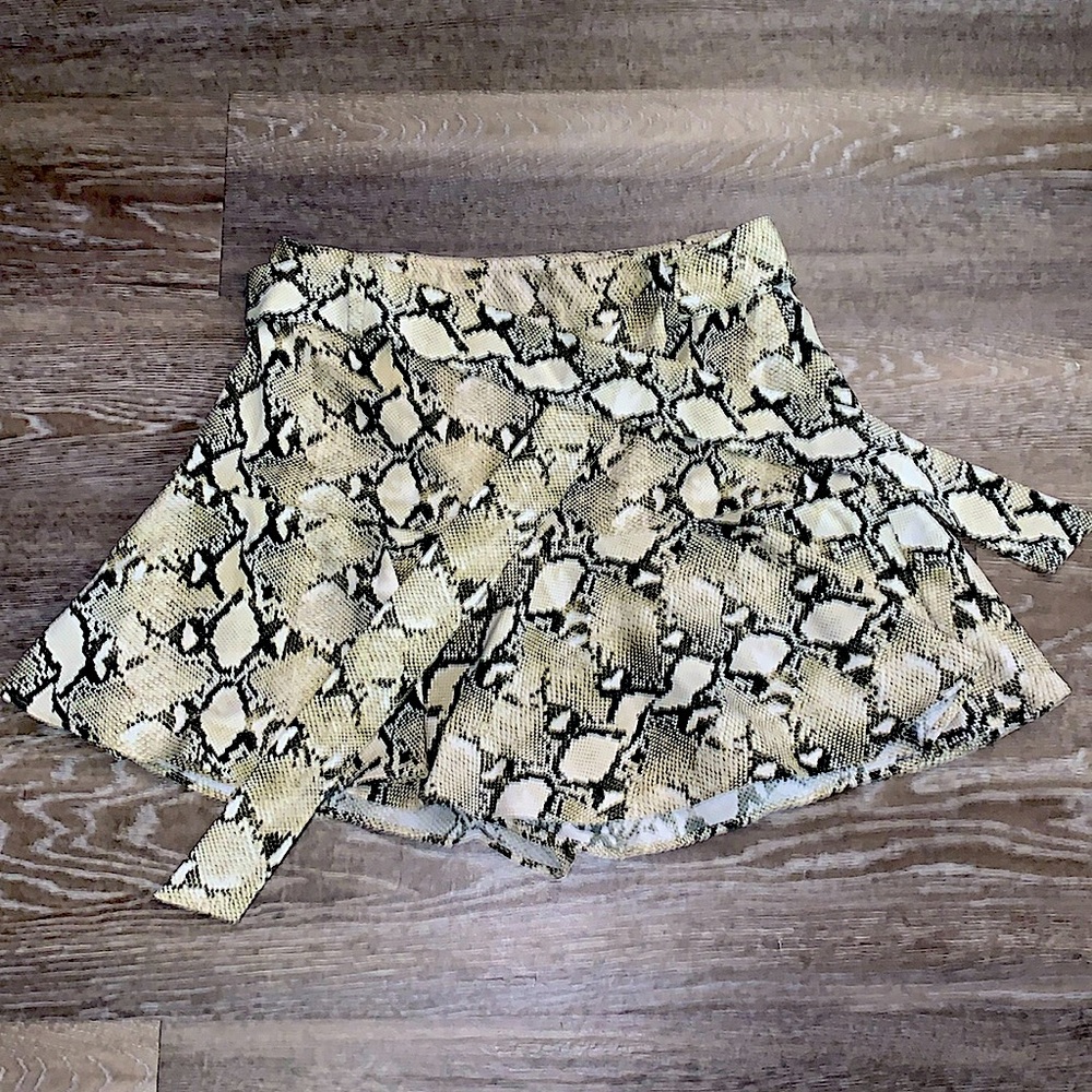 Zara Animal Print Skort